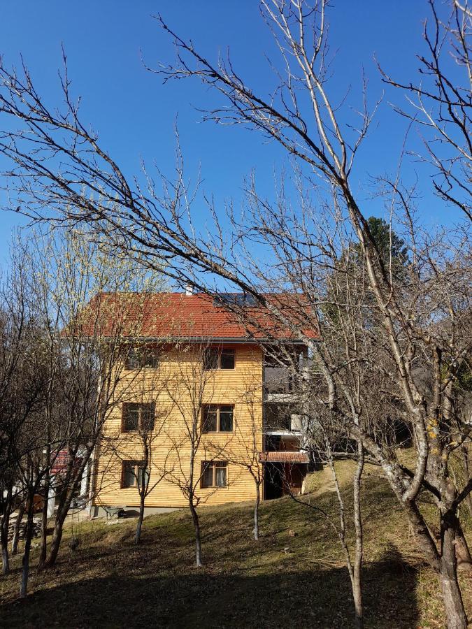 Atlantis Home Kulen Vakuf Exterior foto